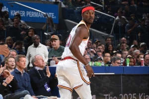 九游APP-巴特勒谈明日对阵热火：这对我来说只是再普通不过的一天