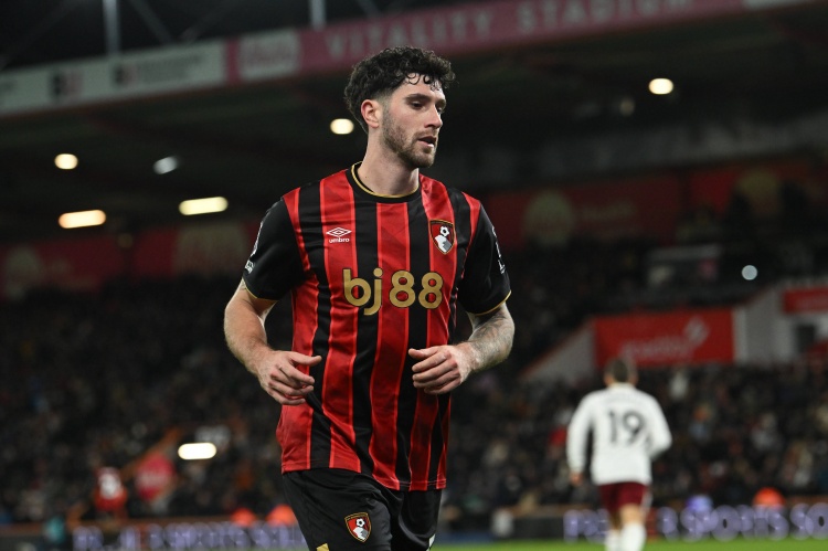 九游游戏-记者：未来几日尤文将与塞内西进行新接触，希望在六月前敲定球员